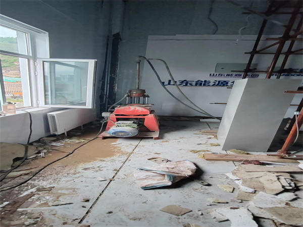 大荔地基基础下沉墙体裂缝加固注浆顶升施工